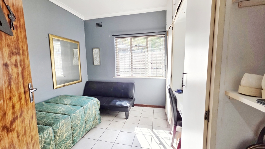 5 Bedroom Property for Sale in Kabega Park Eastern Cape